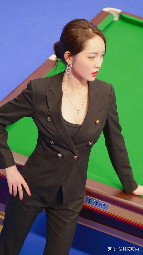 裁判王钟瑶吃瓜事件视频,视频揭秘幕后真相