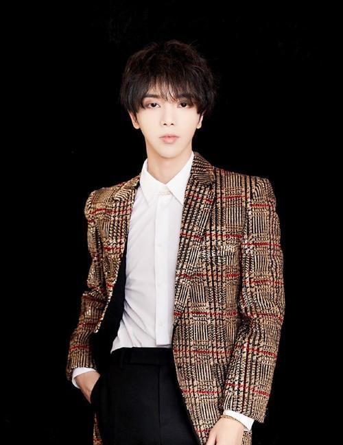 济南女生爆料吃瓜视频,揭秘背后惊人真相